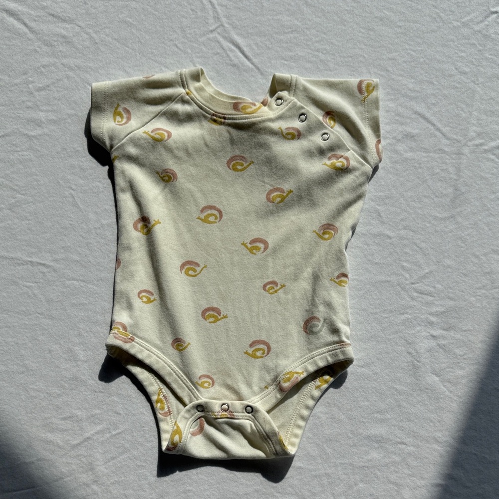 Charming Beige Snail Print Bodysuit